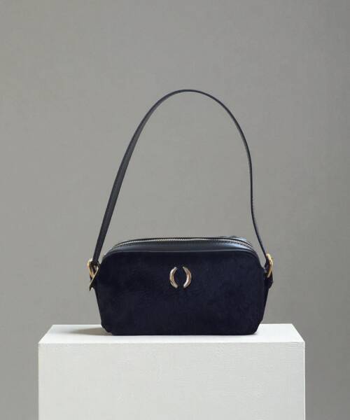 Trio Baguette Furry Black