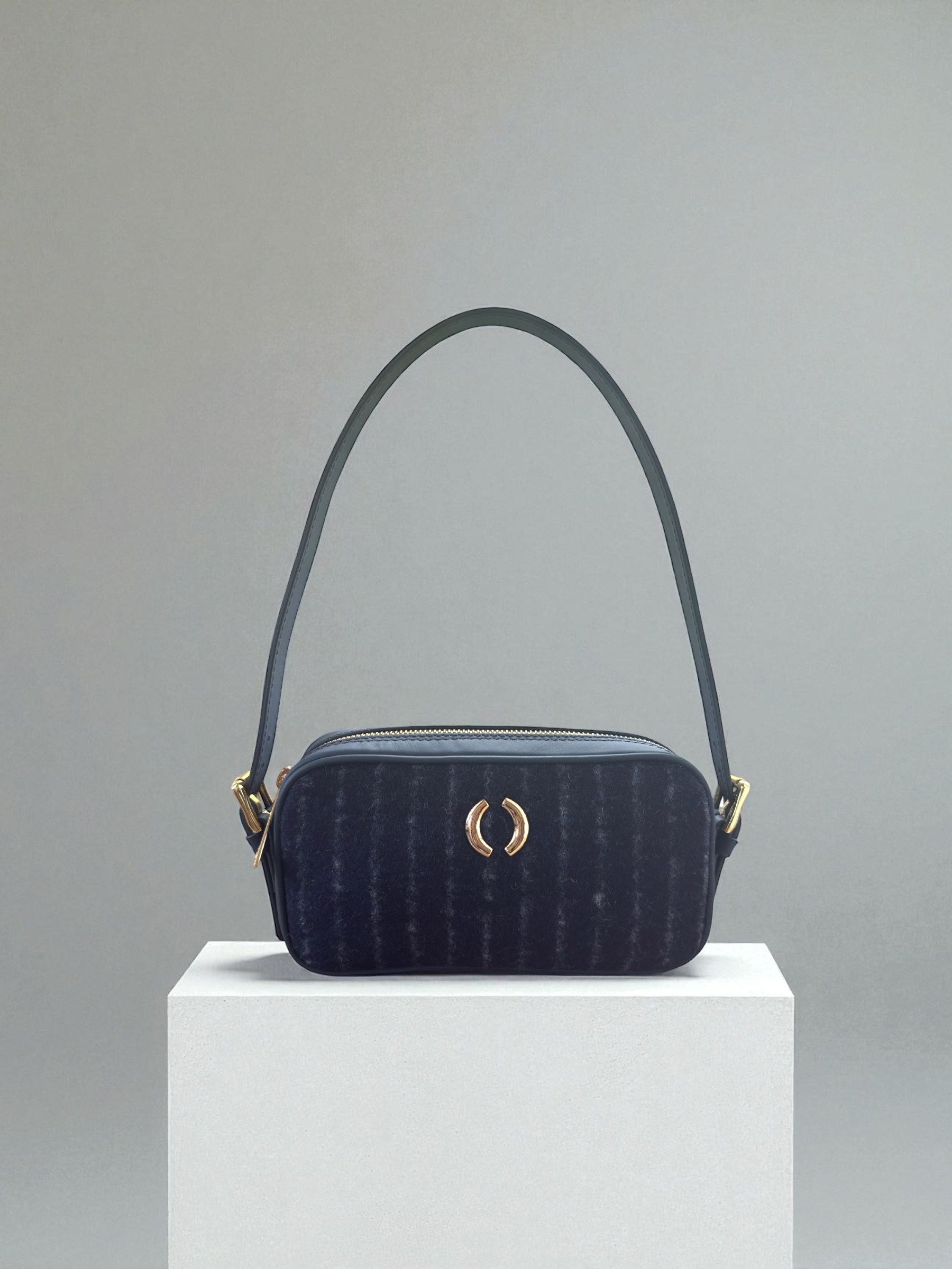 Trio Baguette Navy Suit